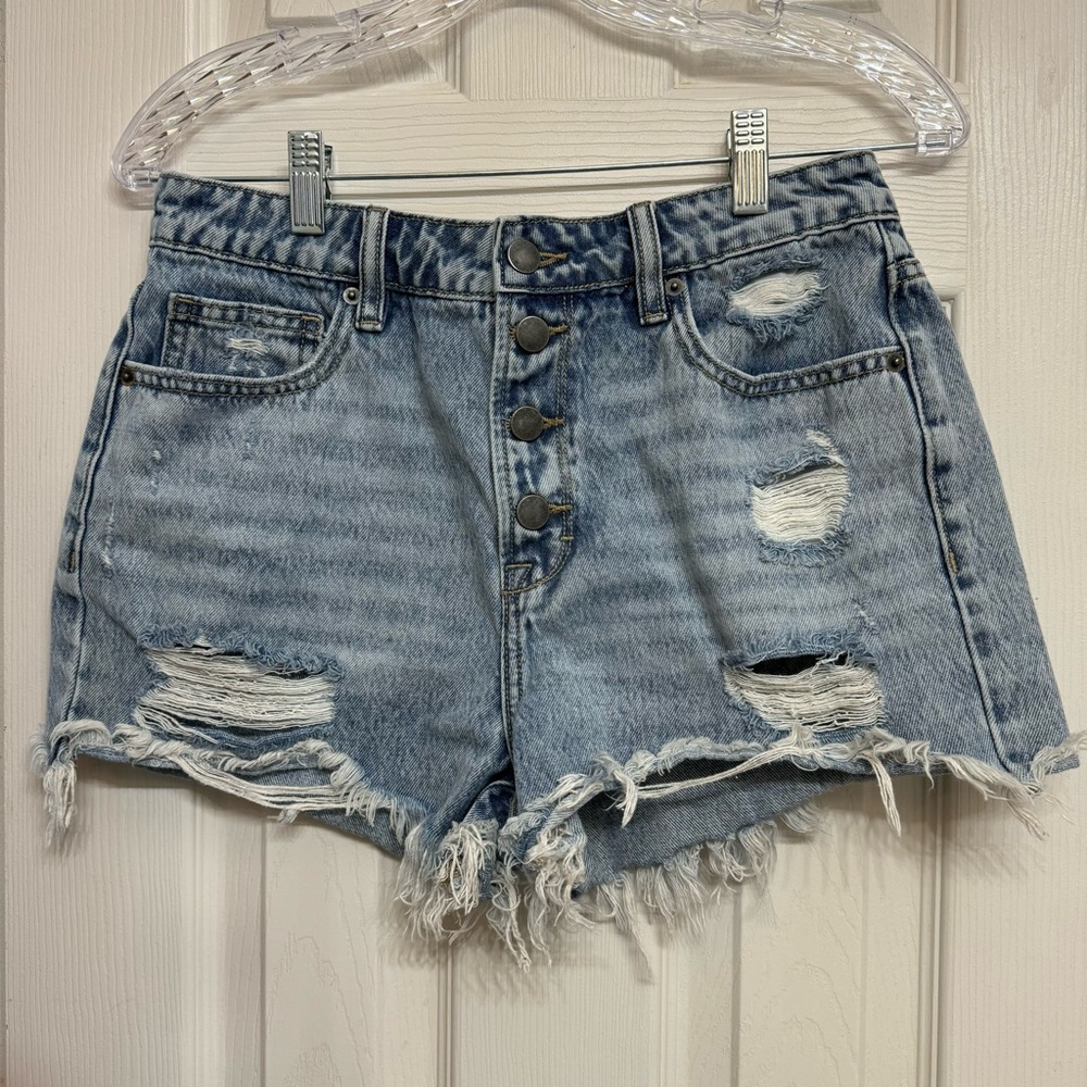 Altar’d State Hermoine Distressed Denim‎ Shorts High Rise Button Fly Size 27 2-4